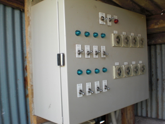 �^�C�}�[���z�d��